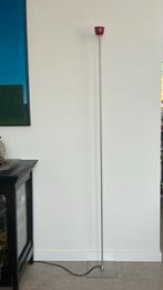 Staande vloerlamp rvs/ roodglas, Huis en Inrichting, Lampen | Vloerlampen, Ophalen, Zo goed als nieuw, 150 tot 200 cm