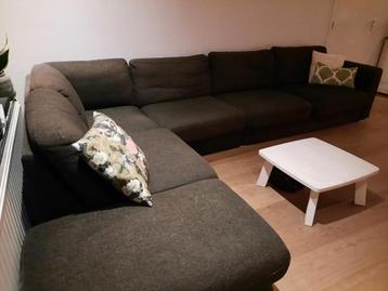 Mooie hoekbank donkerbruin