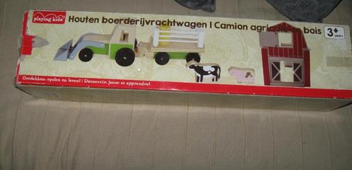 Houten boerderij vrachtwagen in doos. Merk : Playing kids, Kinderen en Baby's, Speelgoed | Houten speelgoed, Zo goed als nieuw