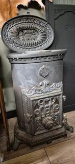 Antieke houtkachel..potkachel..kachel  Godin, Antiek en Kunst, Antiek | Overige Antiek, Ophalen