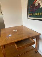 Prachtige houten tafel, Ophalen