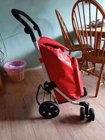 Luxe boodschappentrolley Duett, duw of trek met 4 wielen beschikbaar voor biedingen