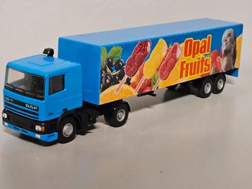Lion car Daf 95 Opal Fruits ijs  trailer 1:50