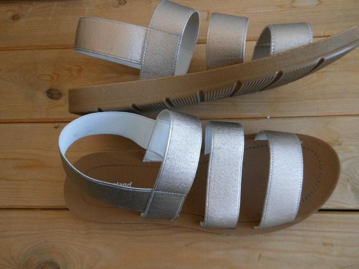 NIEUWE sandalen maat 39, Kleding | Dames, Schoenen, Nieuw, Sandalen of Muiltjes, Ophalen of Verzenden
