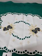 Kerst tafelkleed met blauwe bellen, Diversen, Ophalen of Verzenden