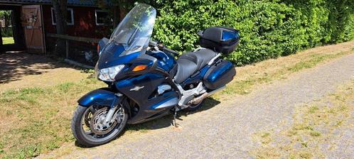 ST1300 HONDA 2004 Blauw, Motoren, Motoren | Honda, Particulier, Toermotor, meer dan 35 kW, 4 cilinders, Ophalen