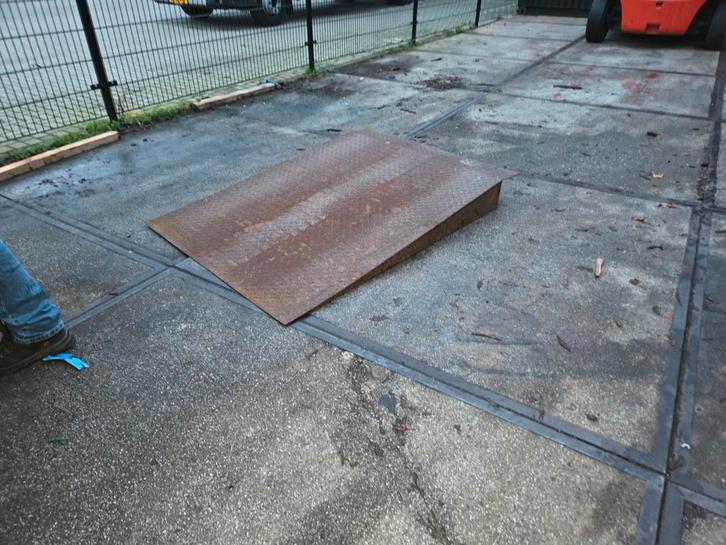 Inrijplaat voor zeecontainers oprijplaat, Tuin en Terras, Terrasdelen en Vlonders, Zo goed als nieuw, Hout, Ophalen of Verzenden