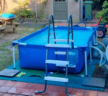 Intex zwembad 260 x 160 x 65 | Rechthoekig frame zwembad

 beschikbaar voor biedingen