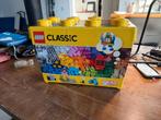 Lego Classic 10698 - Large Creative Brick Box, Ophalen of Verzenden, Zo goed als nieuw, Complete set, Lego