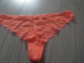 slip string kant oranje koraal maat L nieuw beschikbaar voor biedingen