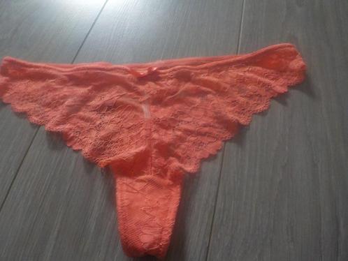 slip string kant oranje koraal maat L nieuw, Kleding | Dames, Ondergoed en Lingerie, String, Oranje, Ophalen of Verzenden