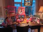 Compleet Barbiehuis met Barbies en accessoires, Kinderen en Baby's, Speelgoed | Poppenhuizen, Ophalen of Verzenden