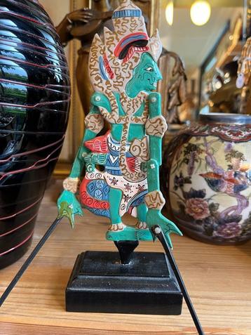 Wayang schaduwpop : Kresna beschikbaar voor biedingen