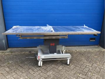 Wastafel begrafenisondernemer moskee bewassingen aflegtafel beschikbaar voor biedingen