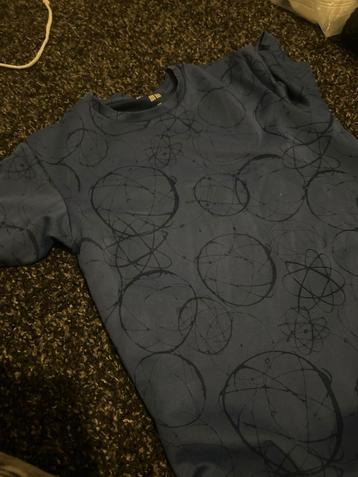 Blauw Uniqlo T-shirt beschikbaar voor biedingen