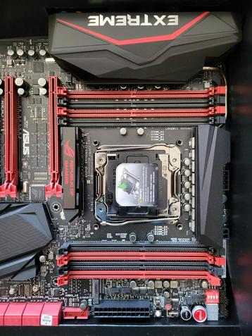 
2x Asus Rampage V Extreme, socket 2011-3
 beschikbaar voor biedingen