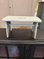 Brocante vensterbankkrukje, Antiek en Kunst, Ophalen of Verzenden