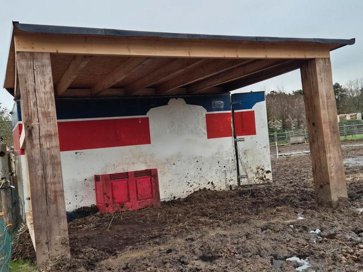 Overkapping / schuilstal., Dieren en Toebehoren, Paarden en Pony's | Overige Paardenspullen, Nieuw, Overige soorten, Ophalen