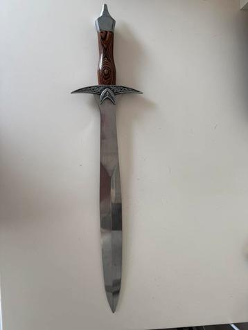 Elvenzwaard beschikbaar voor biedingen