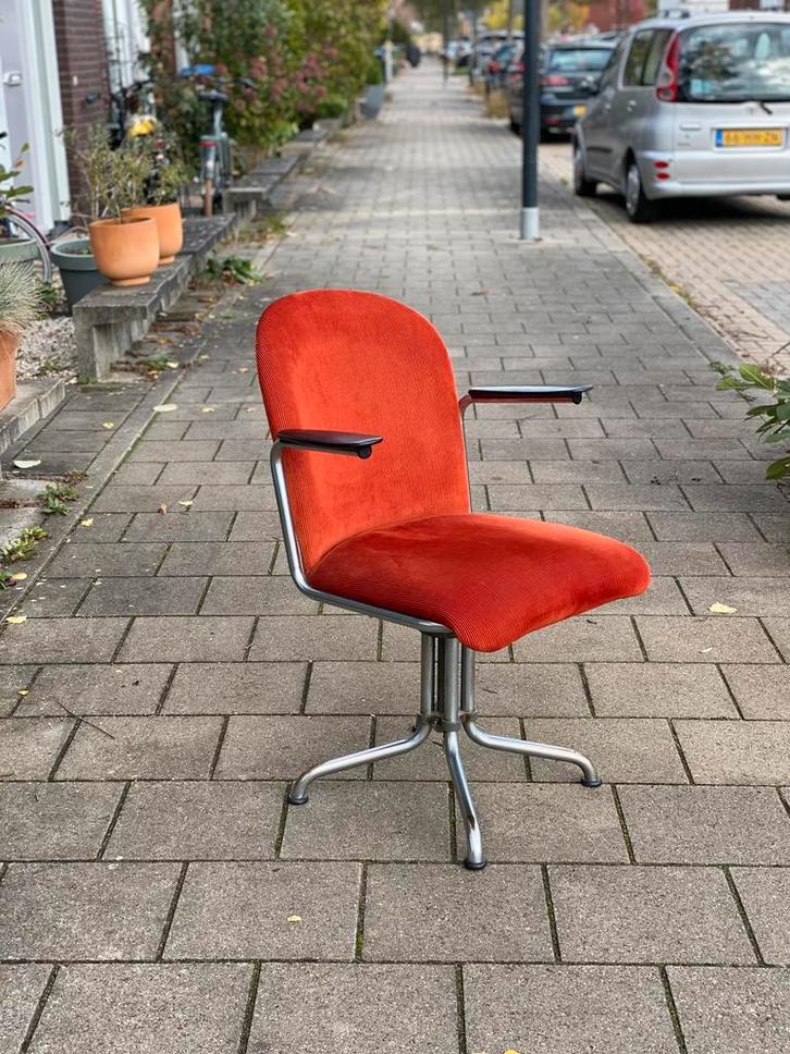 Gispen 356 design stoel ophalen Lent, Huis en Inrichting, Stoelen, Zo goed als nieuw, Ophalen