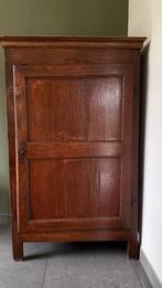 Oude donkere eiken kast, Huis en Inrichting, Kasten | Buffetkasten, Ophalen, Gebruikt, Met deur(en), Eikenhout