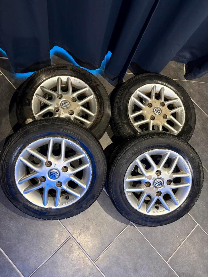 Suzuki Alto Velgen + (Banden) 4x114.3, Auto diversen, Auto-accessoires, Gebruikt, Ophalen
