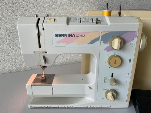 BERNINA 1010 Naaimachine, Hobby en Vrije tijd, Naaimachines en Toebehoren, Gebruikt, Naaimachine, Bernina, Ophalen of Verzenden