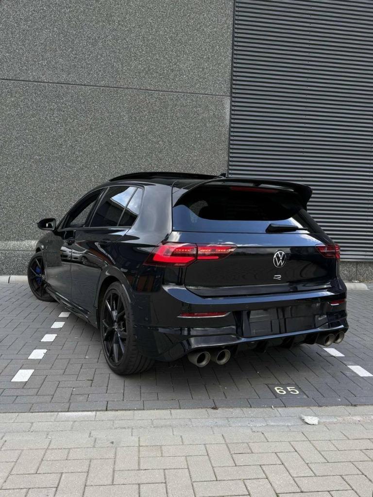 VW Golf 8R Full Options | 2021 | Panoramadak | Akrapovic, Auto's, Automaat, USB, 4 cilinders, 1984 cc