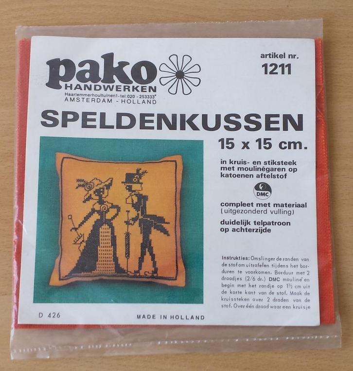 Speldenkussen Pakket - Pako - jaren 70, Hobby en Vrije tijd, Borduren en Borduurmachines, Nieuw, Borduurpakket, Handborduren, Ophalen of Verzenden