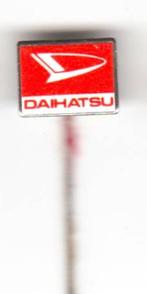 Daihatsu zeldzamer oud auto speld, Verzamelen, Speldjes, Pins en Buttons, Verzenden, Zo goed als nieuw, Transport
