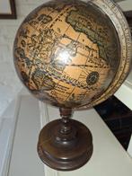 Antieke Globe op Houten Voet, Antiek en Kunst, Verzenden