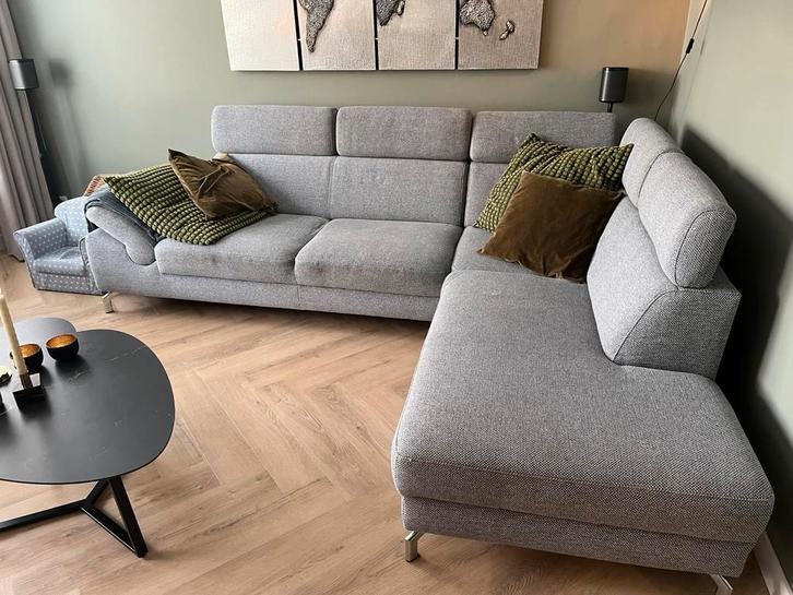 Montèl hoekbank Urban – lichtgrijs – zeer goede staat, Huis en Inrichting, Banken | Bankstellen, Zo goed als nieuw, Vierpersoons of meer