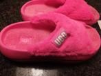 Ugg foamo plush slide. Maat 38, Ophalen of Verzenden, Zo goed als nieuw, Pantoffels of Sloffen