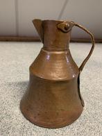 Antieke gehamerde koperen kan, Antiek en Kunst, Ophalen of Verzenden, Koper