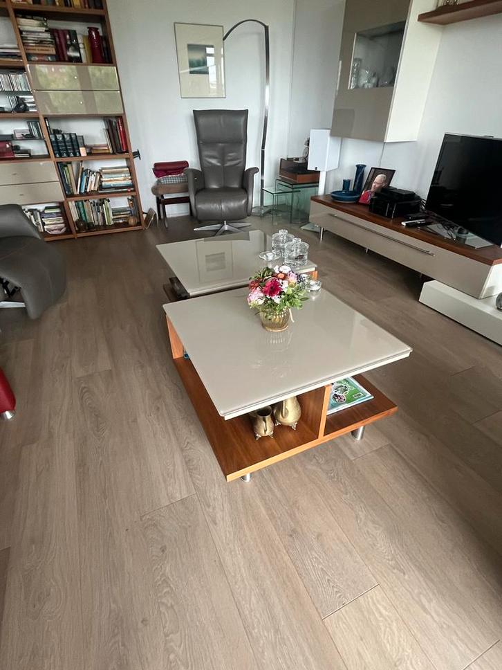 2 Hülsta Now! Time Salontafels Kernnoten Hoogglans, Huis en Inrichting, Tafels | Salontafels, Gebruikt, Minder dan 50 cm, 50 tot 100 cm