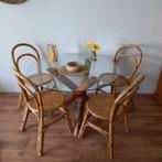 4 mooie, stevige rotan-bamboe stoelen, Ophalen of Verzenden, Zo goed als nieuw, Bruin, Vier
