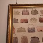 gobelin doek met handtassen beurzen in fraaie gouden lijst, Huis en Inrichting, Woonaccessoires | Wanddecoraties, Ophalen, Zo goed als nieuw