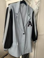 2 dames colbert van de Panterstore, Ophalen, Zo goed als nieuw, Maat 56/58 (XL), Beige