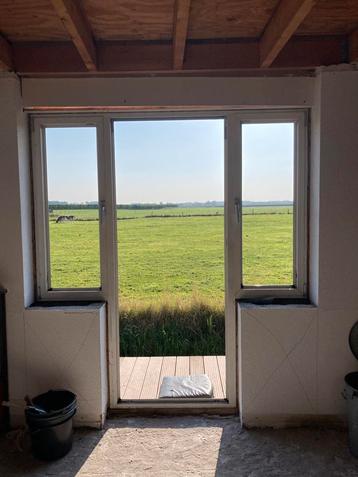 Oudijzer , aluminium kozijn beschikbaar voor biedingen