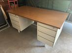 Oud vintage stalen bureau met HPL blad antiek ladenkast, Ophalen, Gebruikt, Bureau
