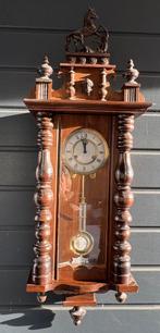 Antiek sierlijke klok, Antiek en Kunst, Antiek | Klokken, Ophalen