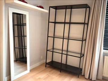VITTSJÖ Stellingkast Ikea 100x175cm zwart metaal/glas beschikbaar voor biedingen