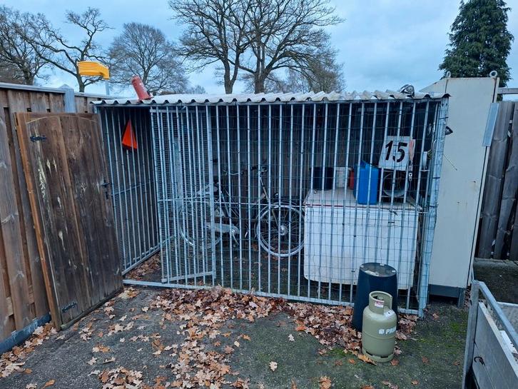 Hondenhok kennel hondenren, Tuin en Terras, Tuinhekken en Hekwerk, Zo goed als nieuw, IJzer, Ophalen