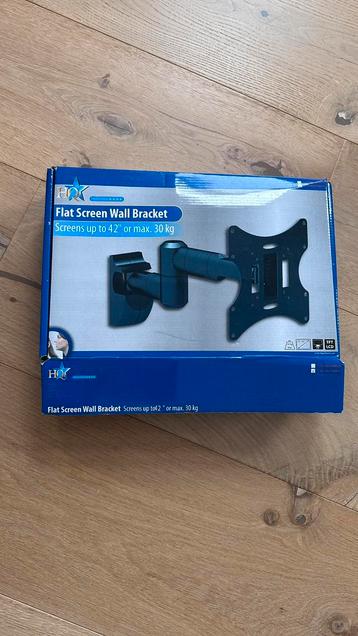 Televisie muurbeugel beschikbaar voor biedingen