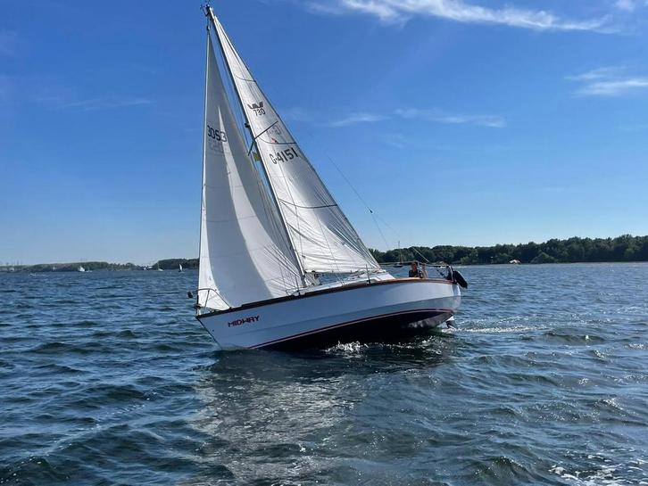 Waarschip 730, Watersport en Boten, Kajuitzeilboten en Zeiljachten, Zo goed als nieuw, Tourjacht of Cruiser, Hout, 6 tot 9 meter