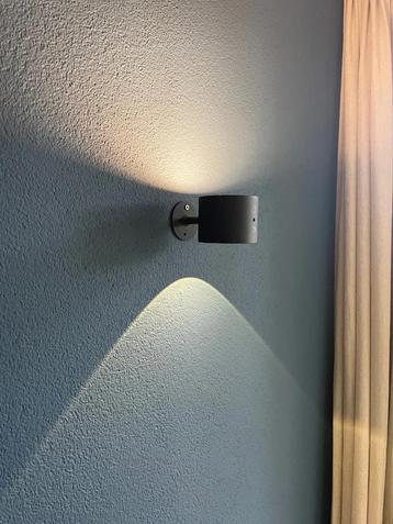 Dimbare Oplaadbare Wandlamp (LED) + Afstandsbediening beschikbaar voor biedingen