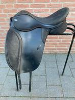 Thorowgood T4 dressuurzadel 17 inch, Dieren en Toebehoren, Paarden en Pony's | Zadels, Gebruikt, Dressuur, ., Ophalen of Verzenden