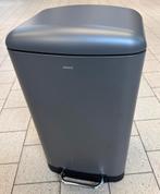 Pedaalemmer Wenko Studio Easy Close 30L, Huis en Inrichting, Ophalen of Verzenden, Zo goed als nieuw, Kunststof, Minder dan 50 cm