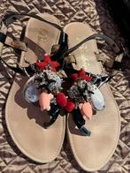BONBON teenslippers met kralen maat 38 zgan, Slippers, Overige kleuren, Zo goed als nieuw, Bon bon