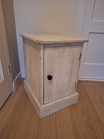 Leuk wit nachtkastje met deurtje, Gebruikt, Minder dan 45 cm, Ophalen of Verzenden, Minder dan 55 cm